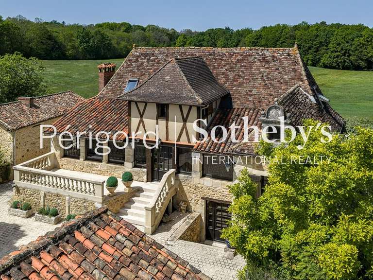 Maison Vergt - 5 chambres - 280m²