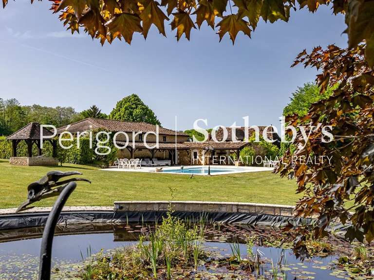 Maison Vergt - 5 chambres - 280m²