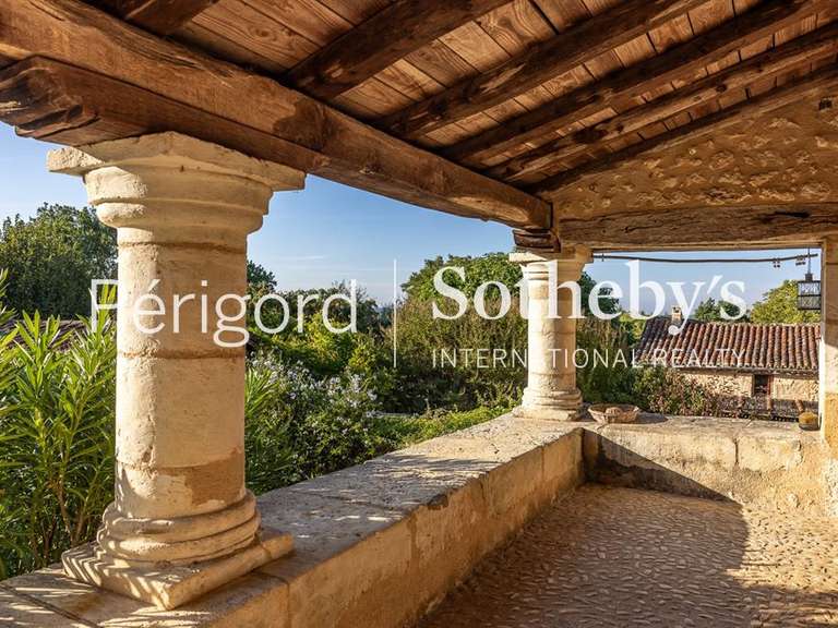 Maison Vergt - 7 chambres - 473m²