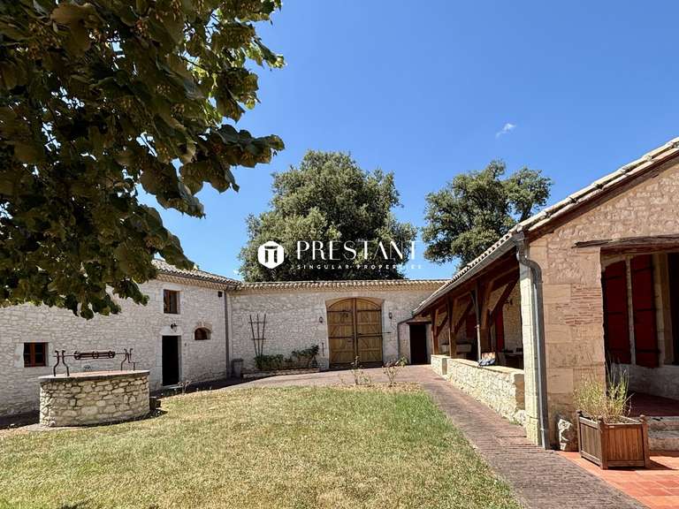 Maison Vergt-de-Biron - 6 chambres - 800m²