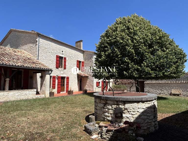 Propriété Vergt-de-Biron - 6 chambres - 800m²