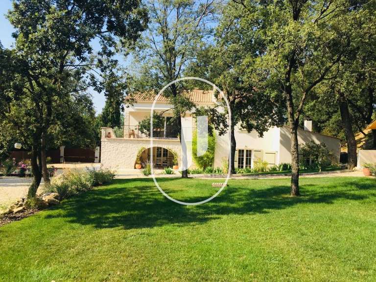 Maison Vernègues - 5 chambres - 230m²