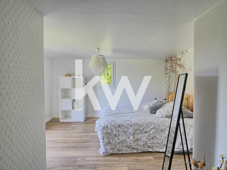 Villa Vernègues - 5 chambres - 190m²