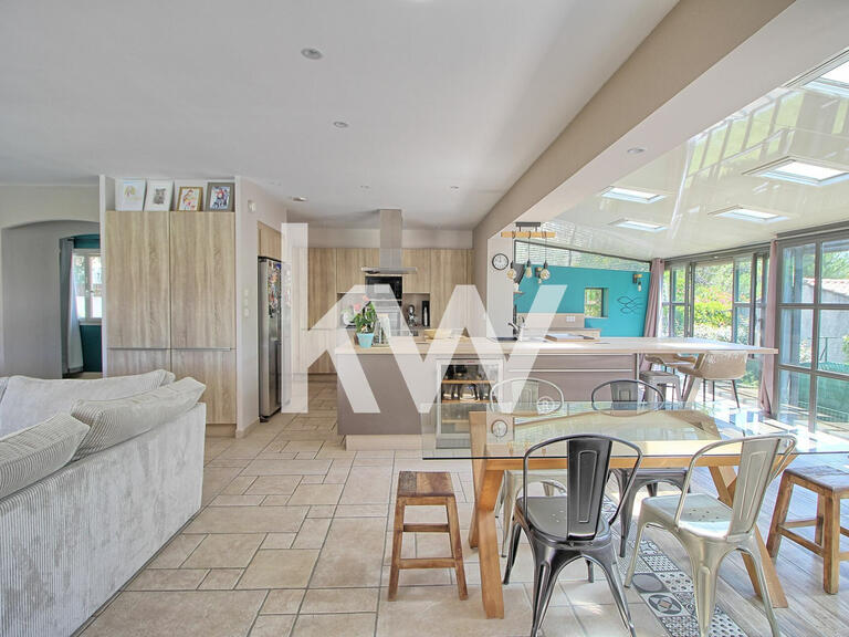 Villa Vernègues - 5 chambres - 190m²