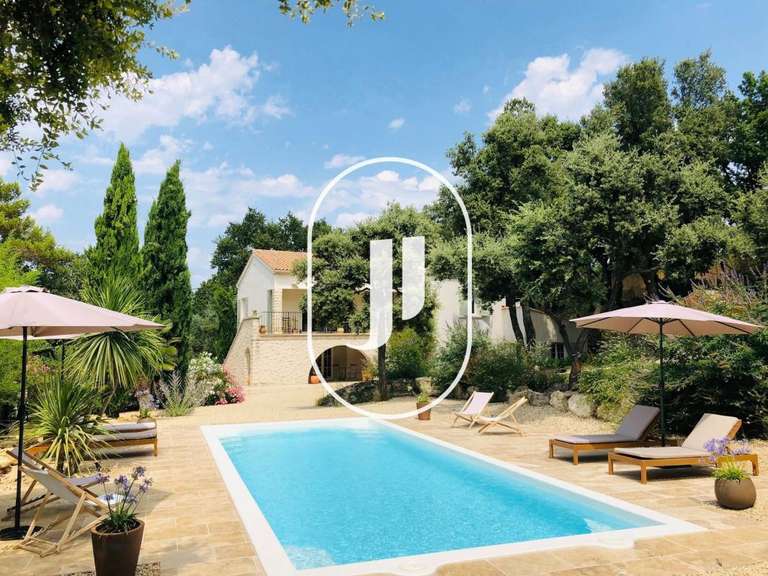 Villa Vernègues - 5 bedrooms - 230m²