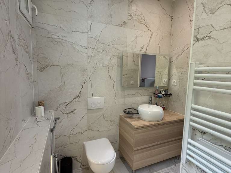 Maison Verneuil-en-Halatte - 6 chambres - 200m²