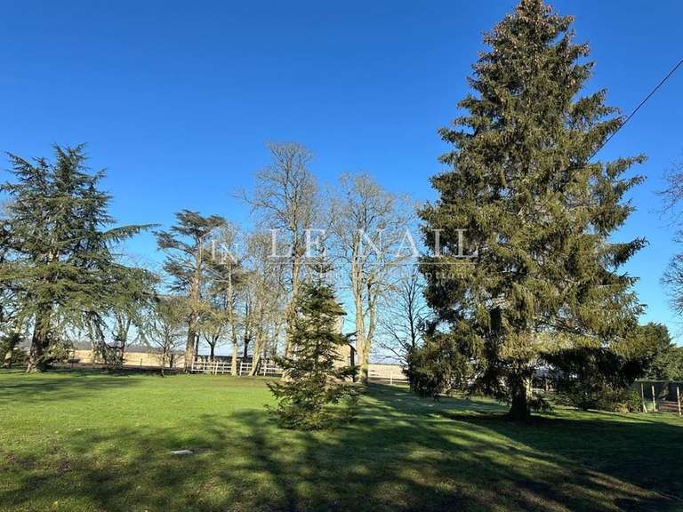 Propriété Verneuil-sur-Avre - 9 chambres - 400m²