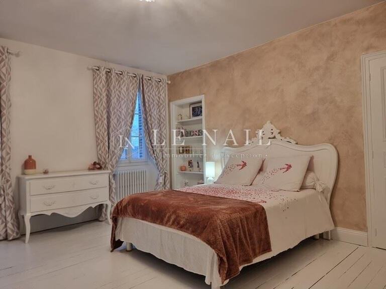 Propriété Verneuil-sur-Avre - 9 chambres - 400m²