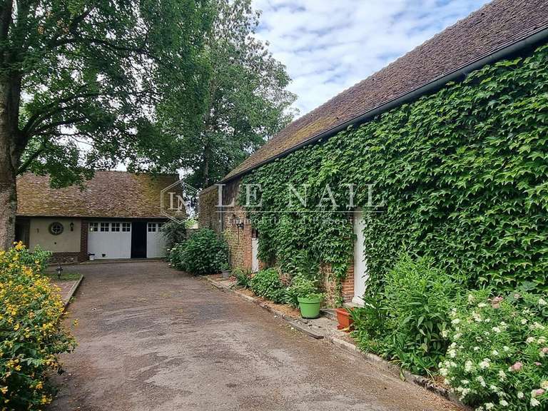 Propriété Verneuil-sur-Avre - 7 chambres - 520m²