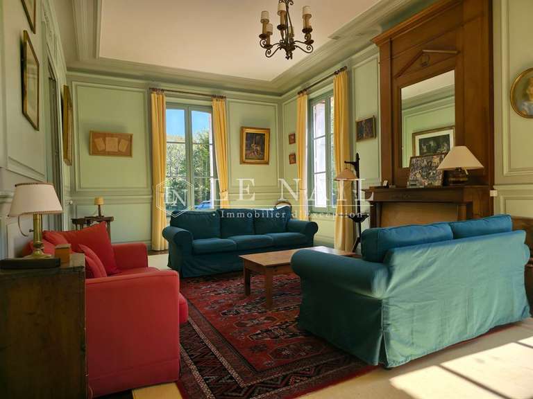 Propriété Verneuil-sur-Avre - 8 chambres - 377m²
