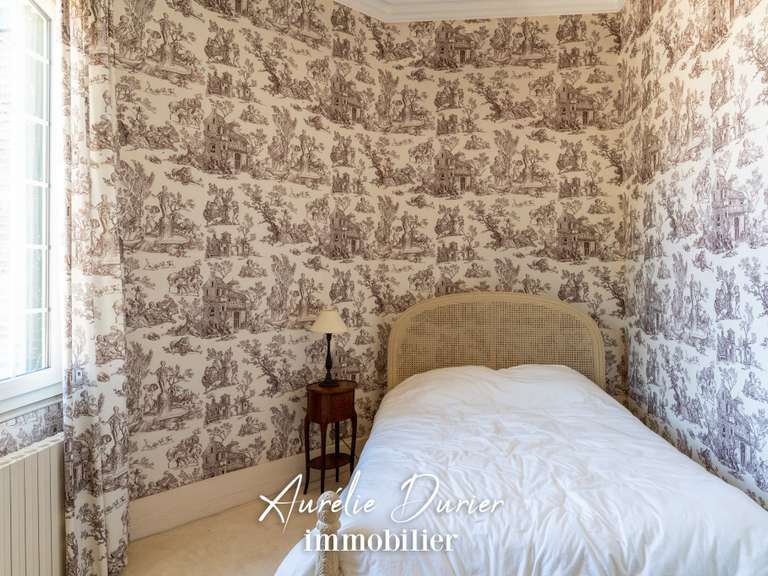 Maison Vernou-sur-Brenne - 8 chambres - 500m²