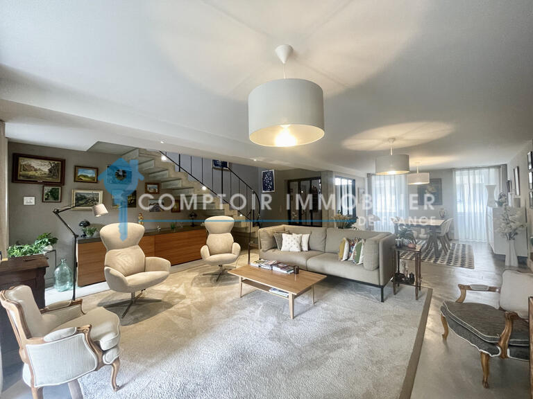 Maison Vernoux-en-Vivarais - 6 chambres - 270m²
