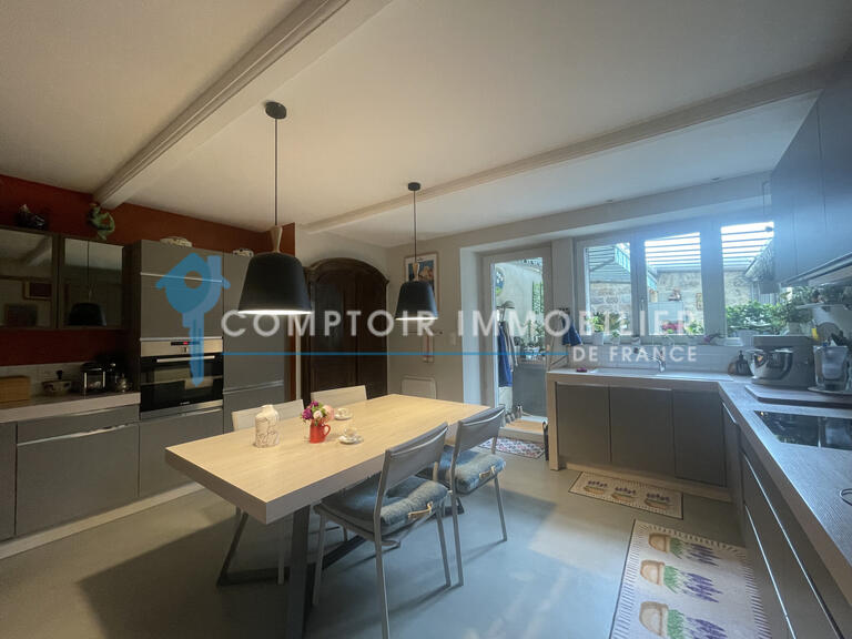 Maison Vernoux-en-Vivarais - 6 chambres - 270m²