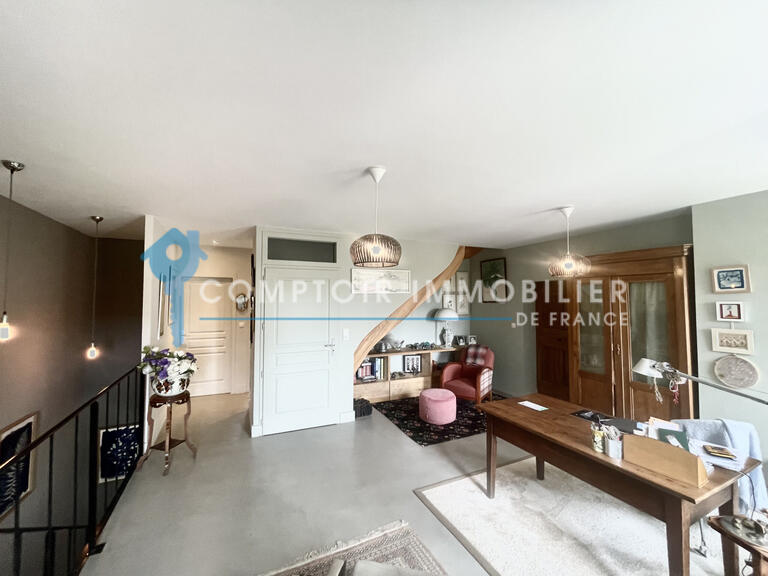 Maison Vernoux-en-Vivarais - 6 chambres - 270m²