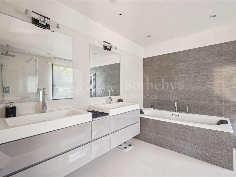 House Verrières-le-Buisson