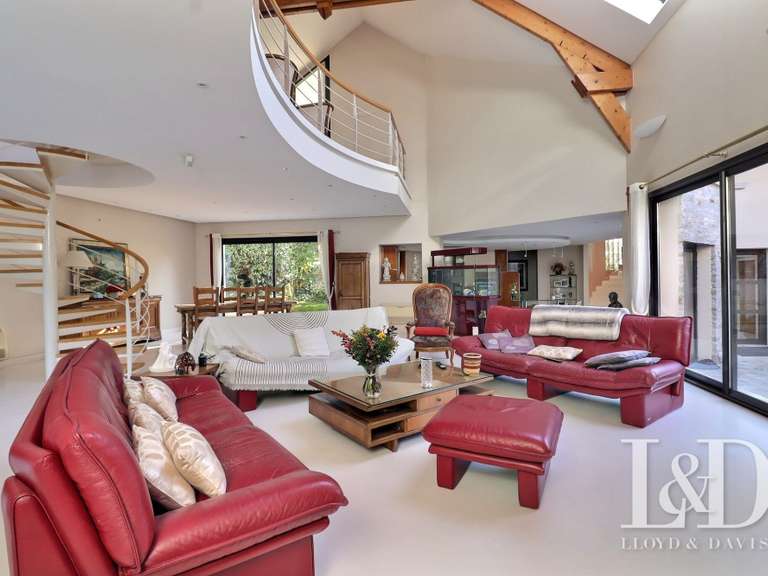 Maison Verrières-le-Buisson - 6 chambres - 482m²