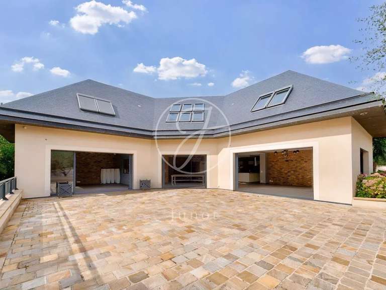 Maison Verrières-le-Buisson - 6 chambres - 574m²
