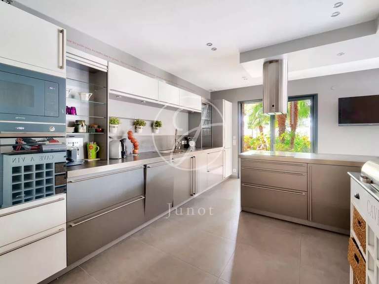 Maison Verrières-le-Buisson - 6 chambres - 574m²