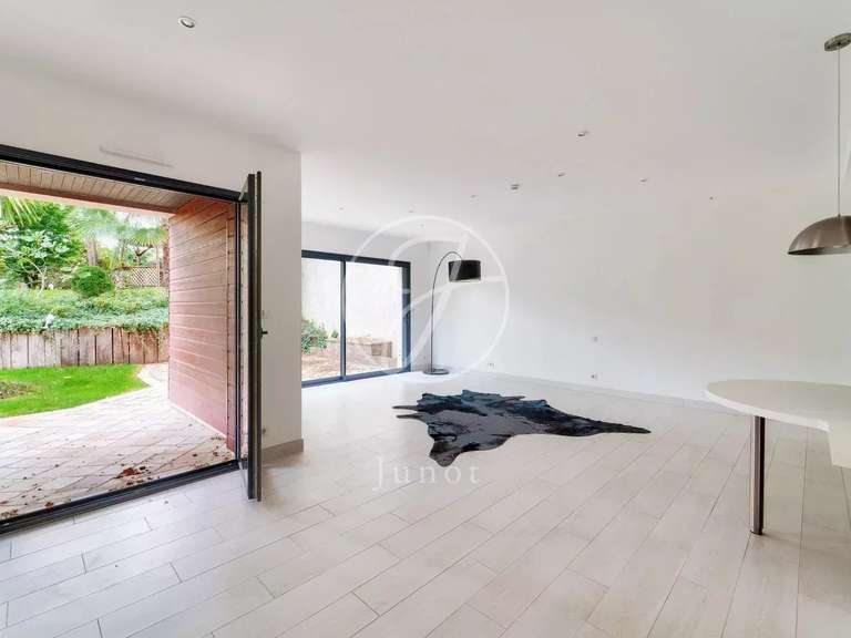 Maison Verrières-le-Buisson - 6 chambres - 574m²