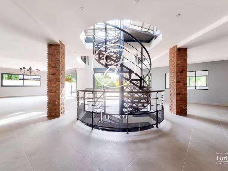 Maison Verrières-le-Buisson - 6 chambres - 574m²