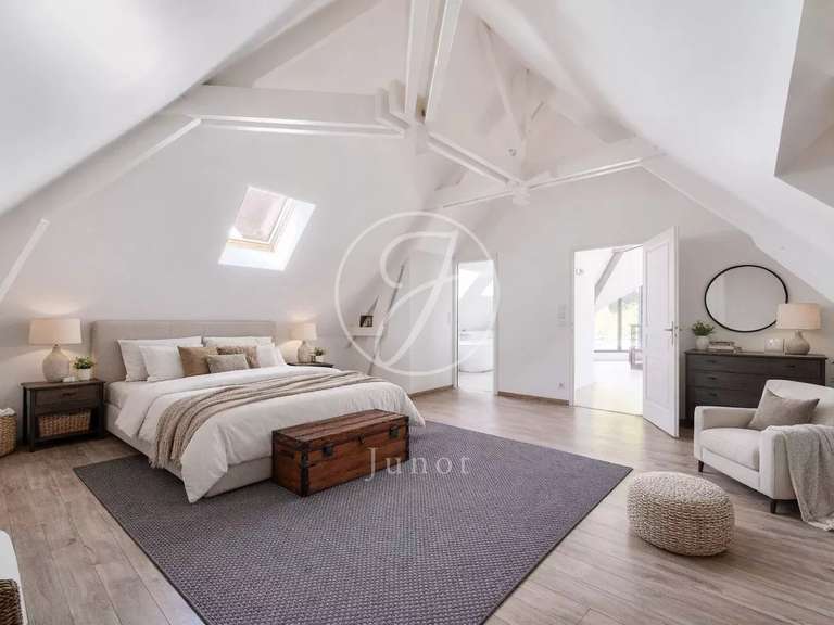 Maison Verrières-le-Buisson - 6 chambres - 574m²