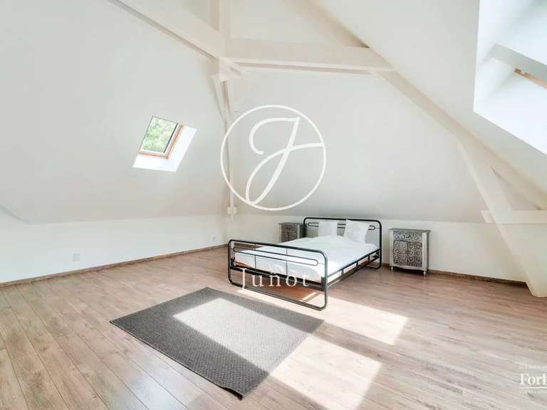 Maison Verrières-le-Buisson - 6 chambres - 574m²