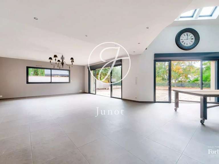 Maison Verrières-le-Buisson - 6 chambres - 574m²