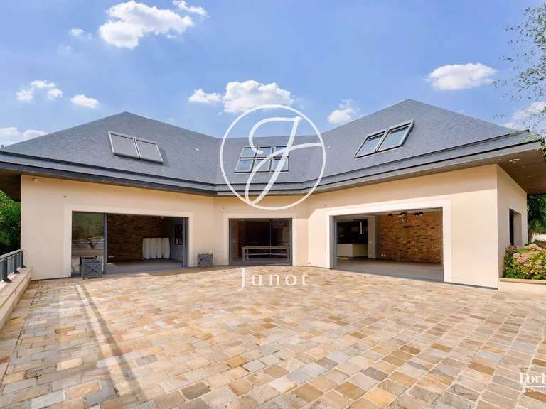 Maison Verrières-le-Buisson - 6 chambres - 574m²