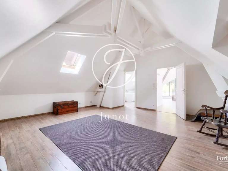 Maison Verrières-le-Buisson - 6 chambres - 574m²