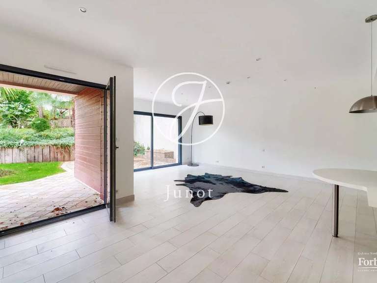 Maison Verrières-le-Buisson - 6 chambres - 574m²