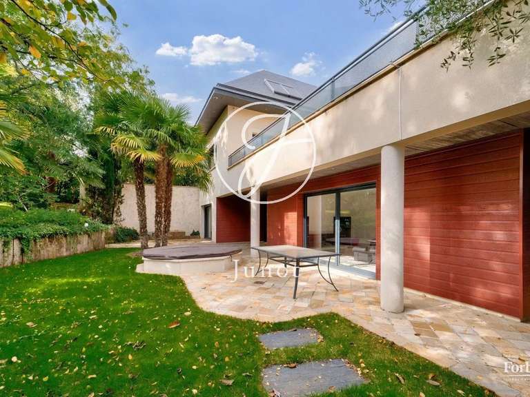 Maison Verrières-le-Buisson - 6 chambres - 574m²