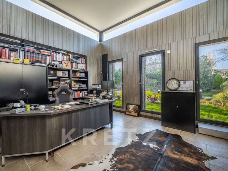 Maison Verrières-le-Buisson - 6 chambres - 630m²