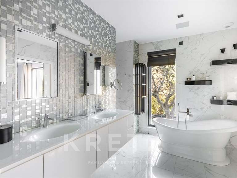 Maison Verrières-le-Buisson - 6 chambres - 650m²