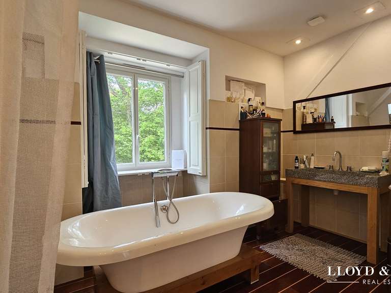 Maison Verrières-le-Buisson - 5 chambres - 236m²