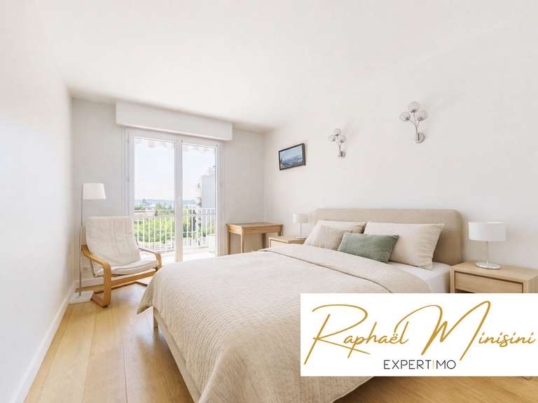 Appartement Versailles - 5 chambres - 143m²