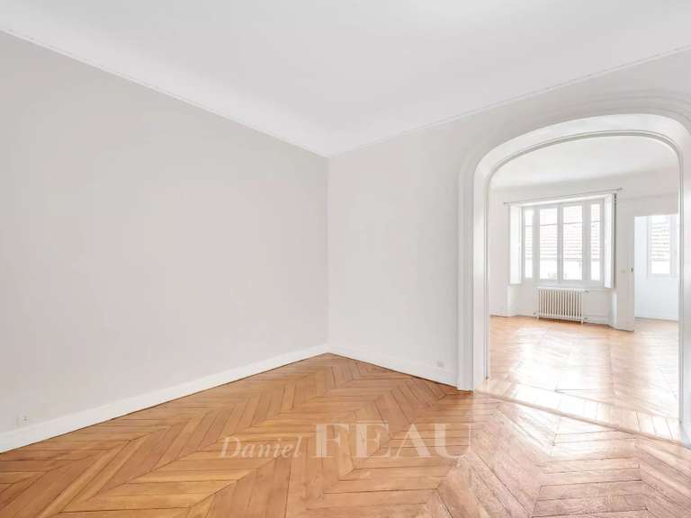 Appartement Versailles - 6 chambres - 157m²