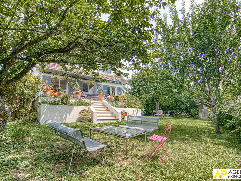 House Versailles - 5 bedrooms - 159m²