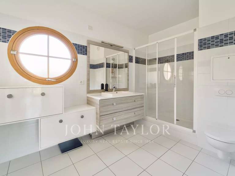 Maison Versailles - 5 chambres - 217m²