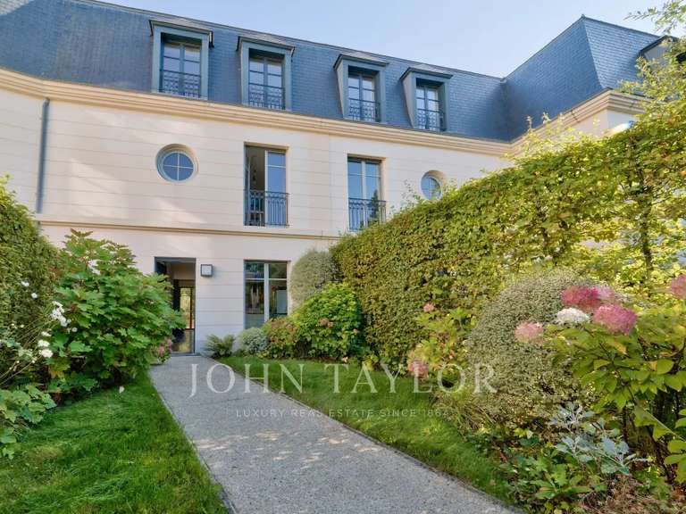 Maison Versailles - 5 chambres - 217m²