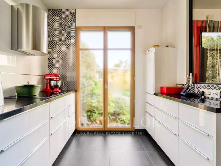 Maison Versailles - 5 chambres - 217m²