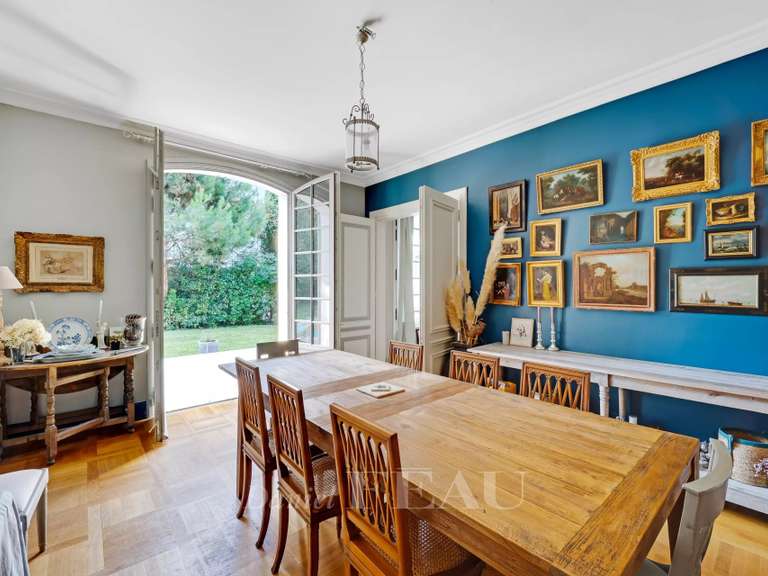 Maison Versailles - 7 chambres - 351m²