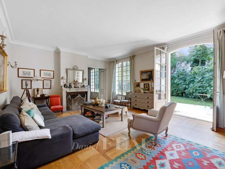 Maison Versailles - 7 chambres - 351m²