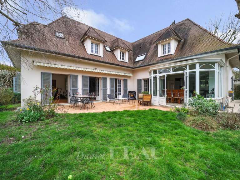 Maison Versailles - 5 chambres - 249m²