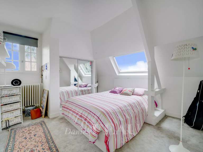 Maison Versailles - 5 chambres - 249m²