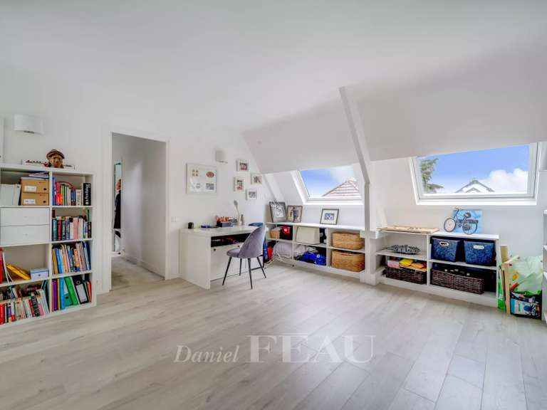 Maison Versailles - 5 chambres - 249m²