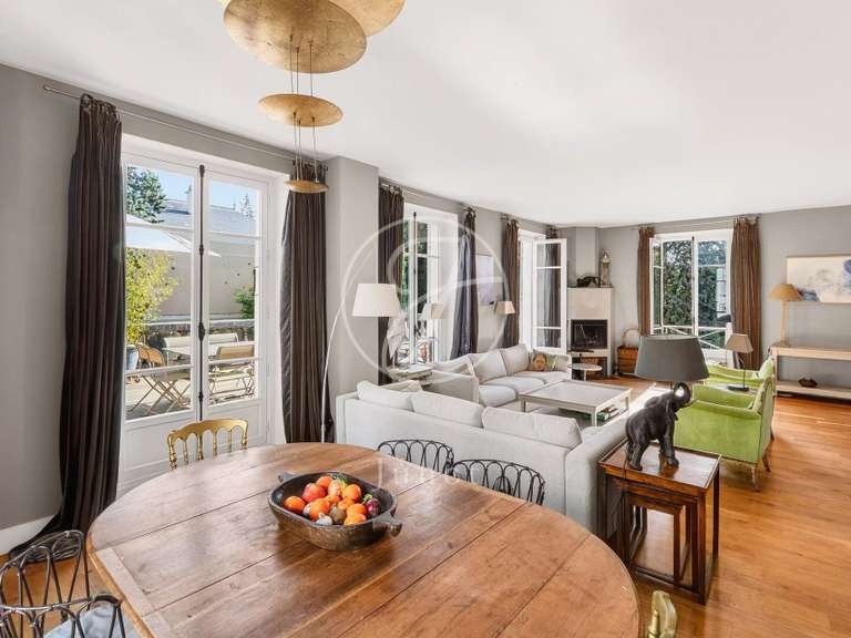 Maison Versailles - 5 chambres - 395m²