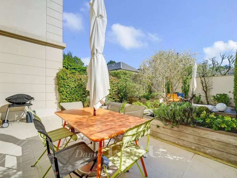 Maison Versailles - 5 chambres - 164m²