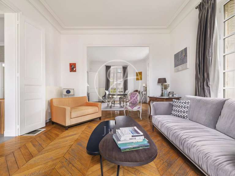 Maison Versailles - 7 chambres - 413m²