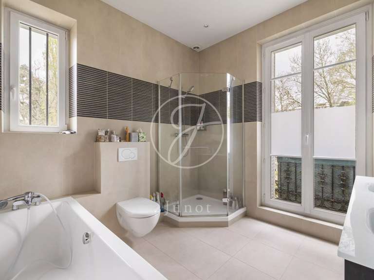 Maison Versailles - 7 chambres - 413m²