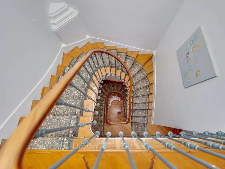 House Versailles - 8 bedrooms - 321m²